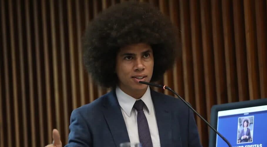 Conselho de Ética da Assembleia Legislativa do Paraná aprova pedido de cassação do deputado Renato Freitas