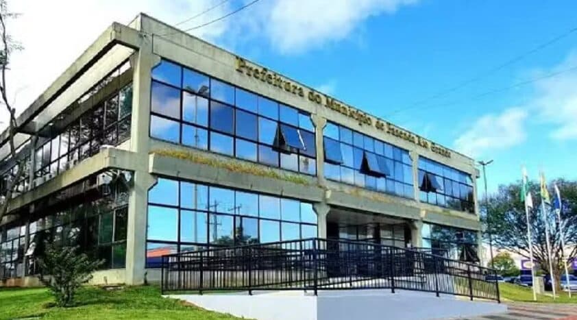 Exames de próstata em mulheres: TCE aponta suspeitas de irregularidades em contratos de Fazenda Rio Grande