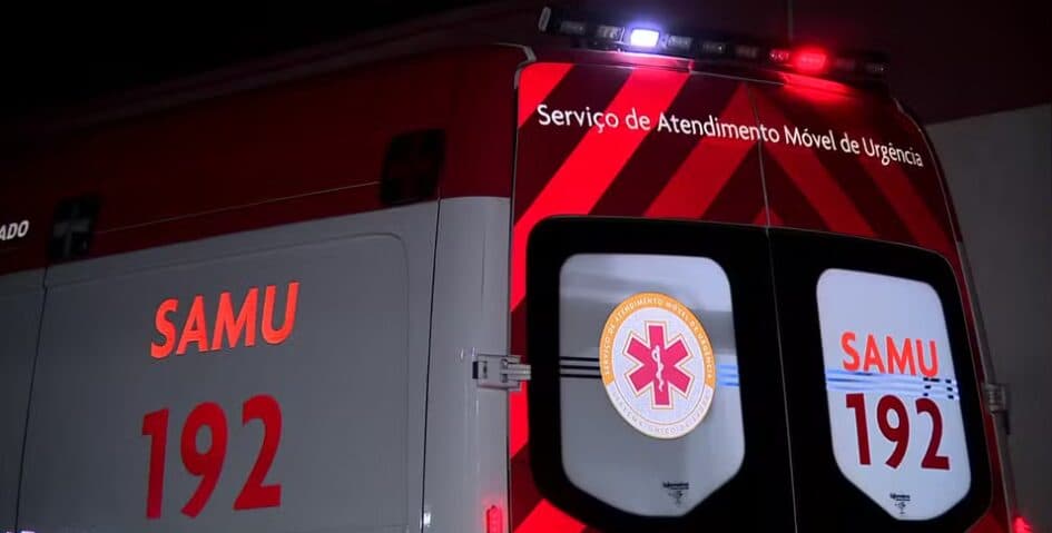 Acidente entre ônibus e carreta deixa 22 mortos e quatro feridos no Paraná