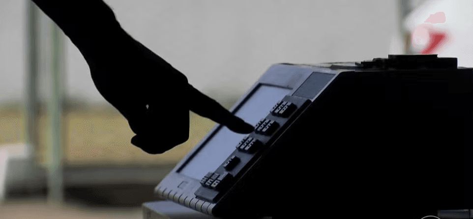 Eleições 2026: Roupa, celular, números dos candidatos – o que pode e o que não pode no dia da eleição