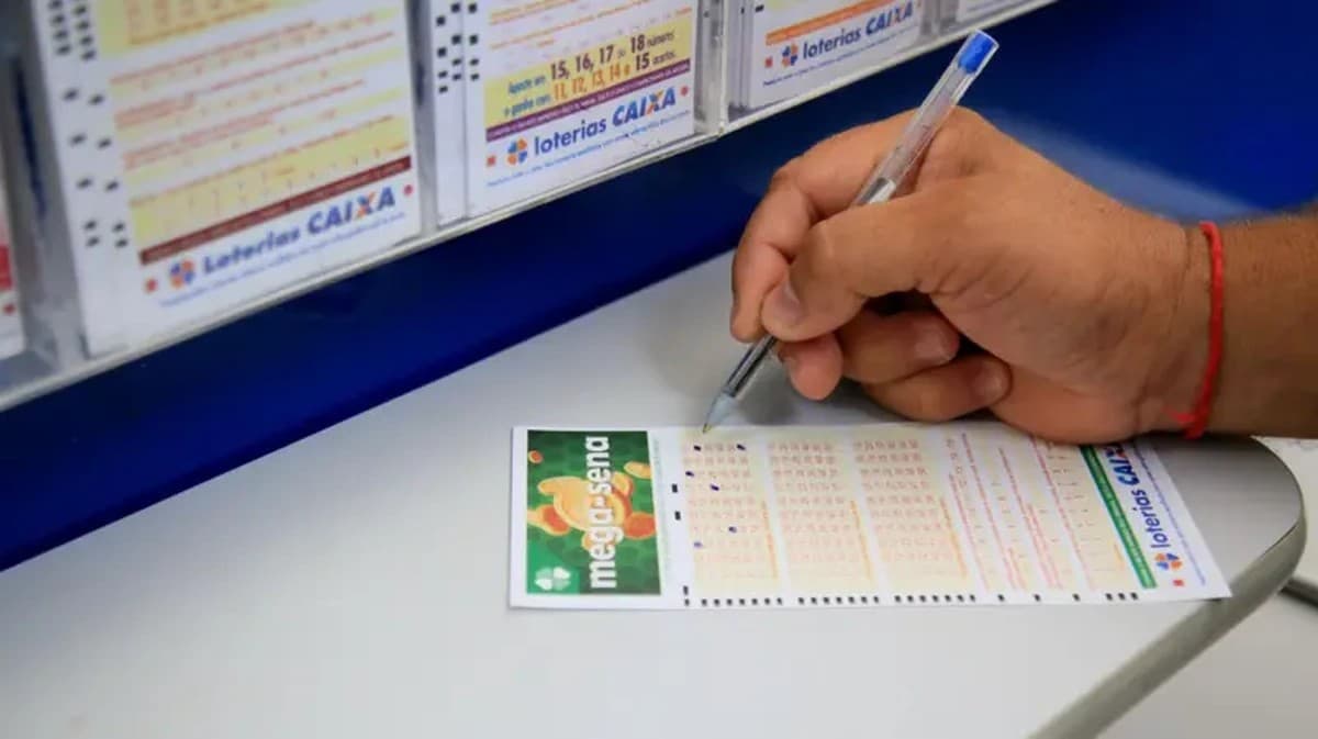 Três apostas simples do Paraná acertam cinco números e levam prêmios na Mega-Sena; veja cidades