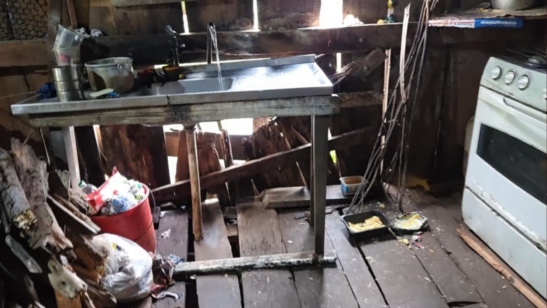 Paiol apodrecido e sem água encanada: como vivia casal de idosos mantido em escravidão moderna por 20 anos no Paraná